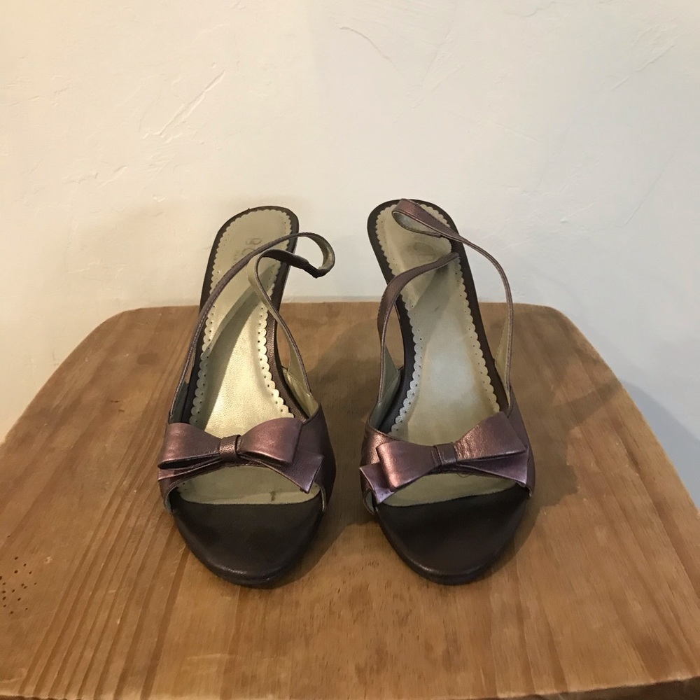 BCBG Sling back - Picture 3 of 5